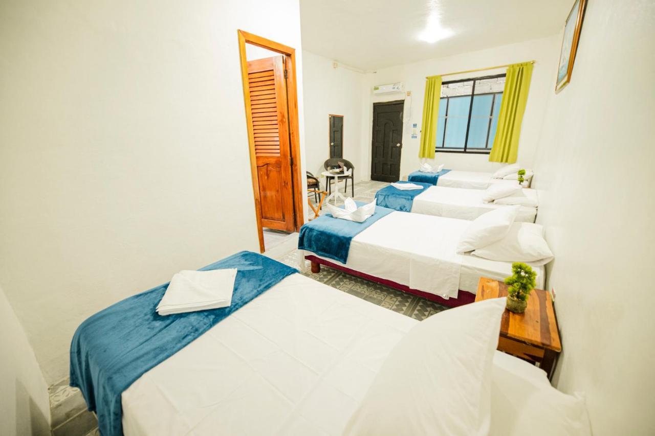 Hostal Gardner Galapagos Puerto Ayora  Exteriér fotografie