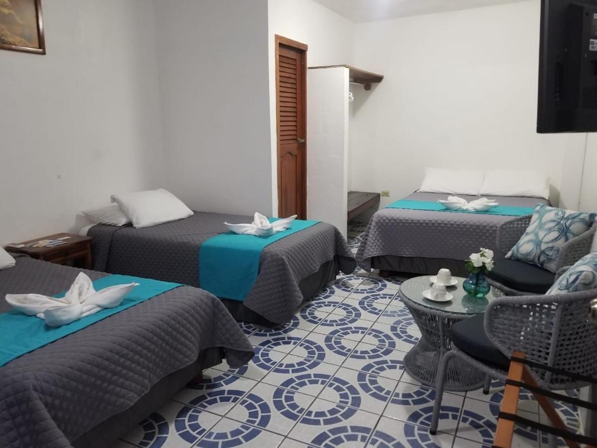 Hostal Gardner Galapagos Puerto Ayora  Exteriér fotografie